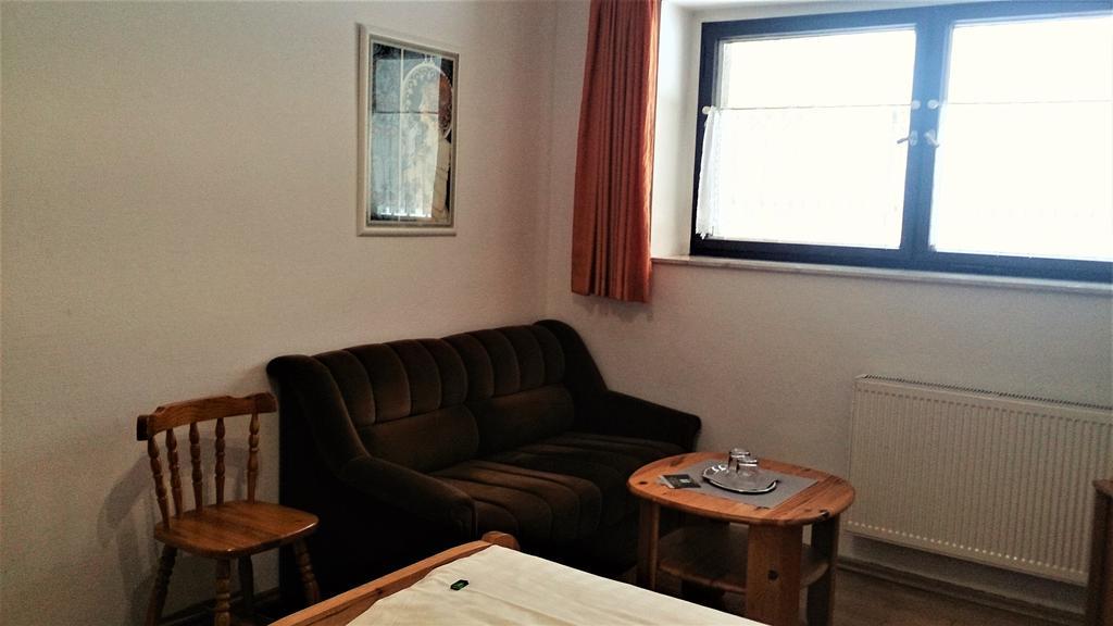 Waldhotel Zoebischhaus Bad Reiboldsgruen ภายนอก รูปภาพ